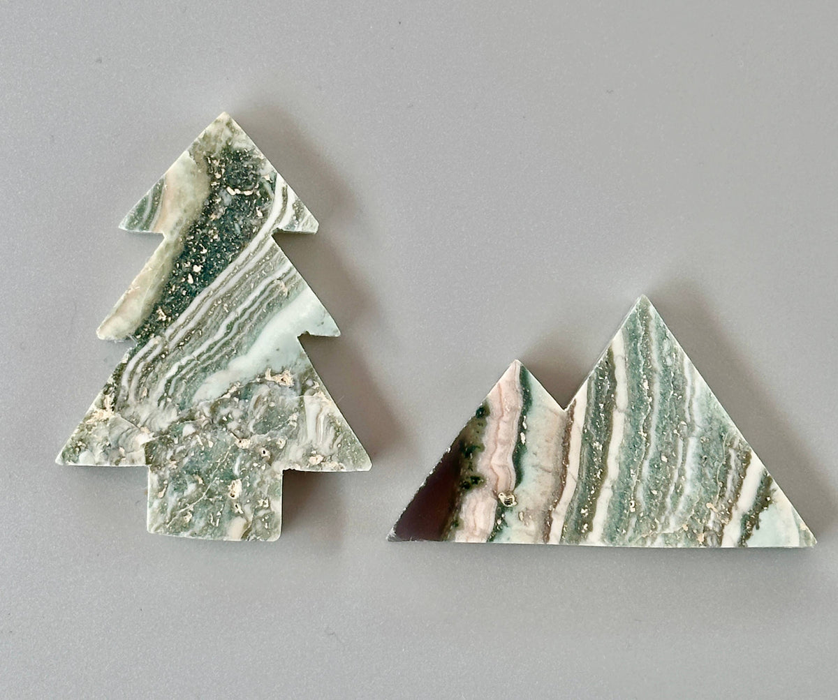 Mountain Jasper & Agate Magnet. National Park Souvenir