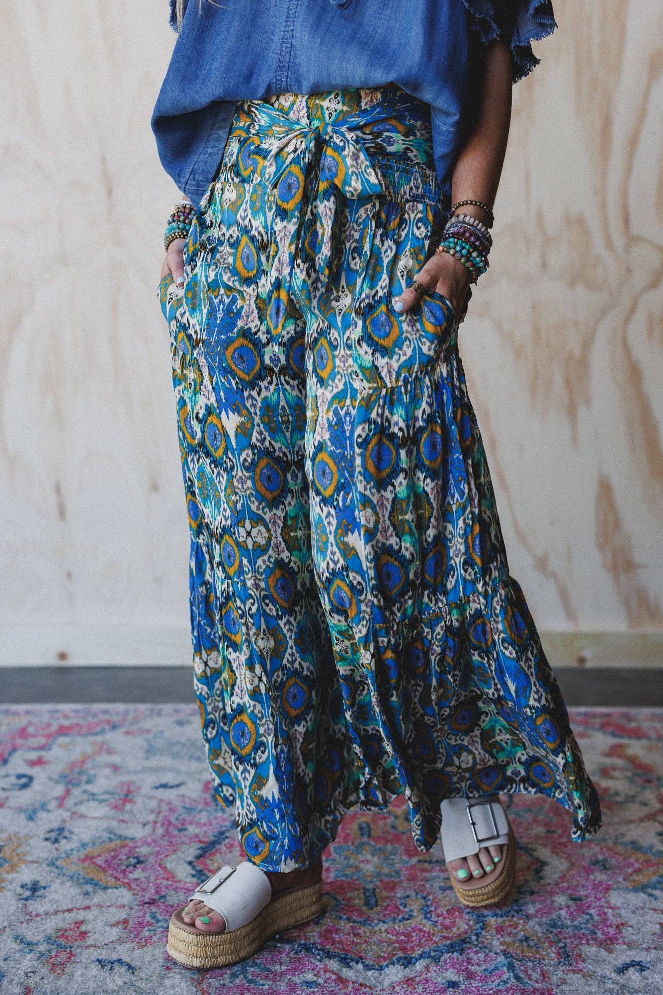 Secret Admirer Printed Pants - Blue Multi