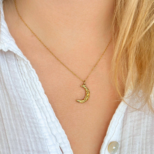 Dainty Moon Necklace – Celestial Gold Jewelry