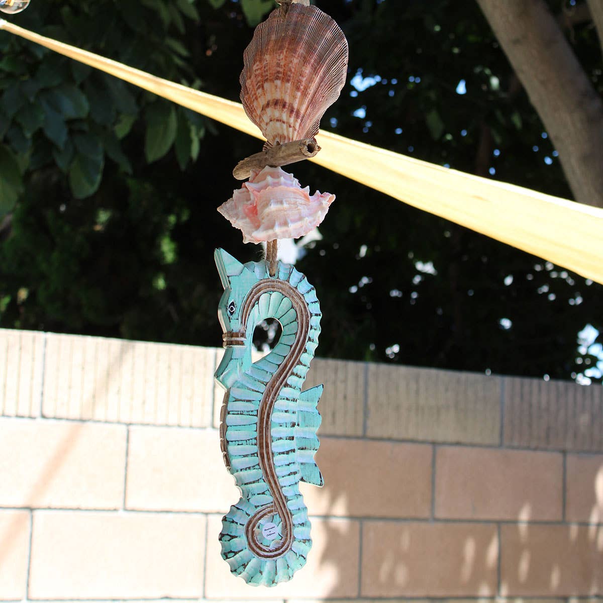 Green Nautical Seahorse Driftwood & Seashell Garland