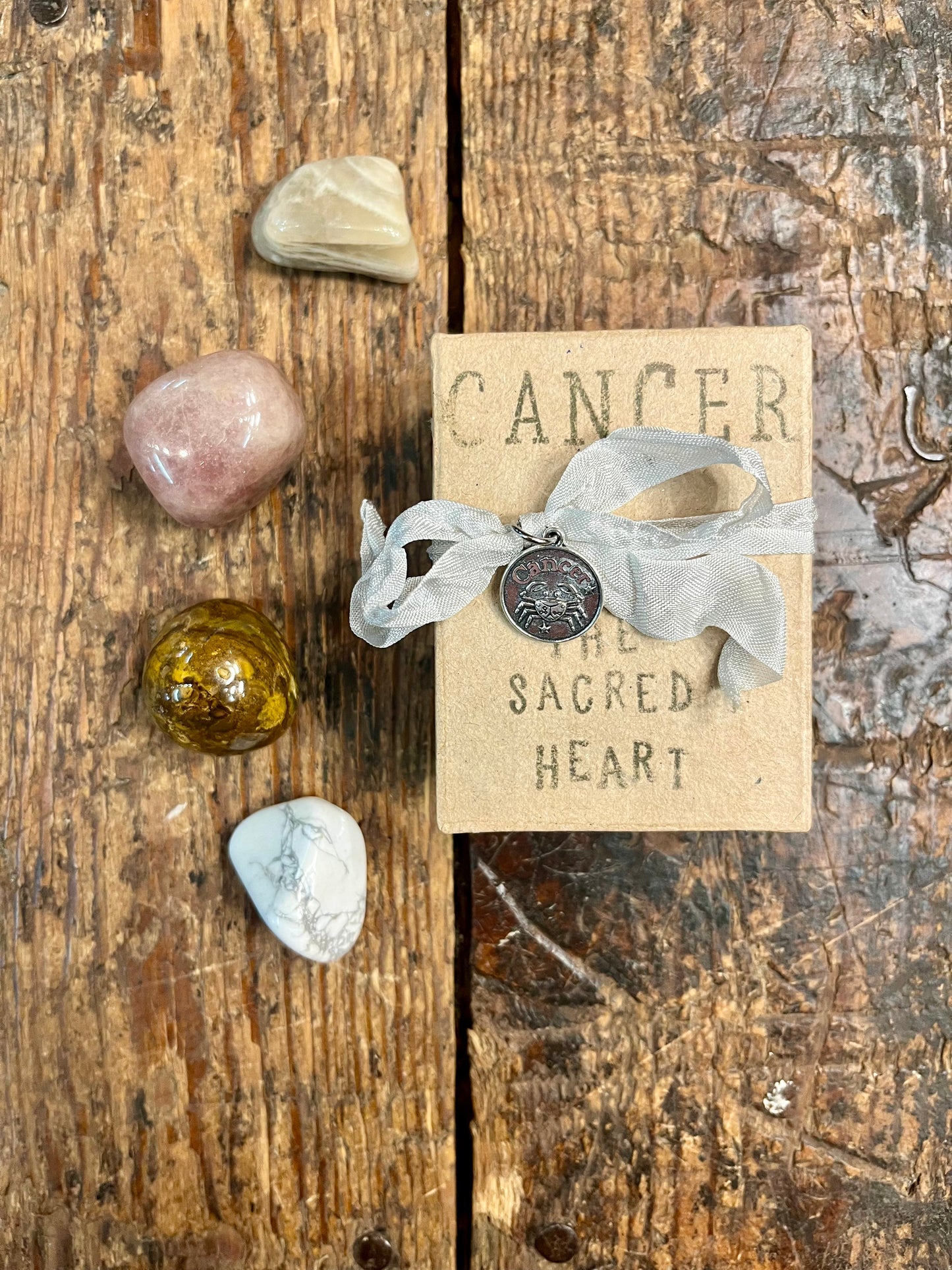 ♋ Cancer Dream Ritual Crystal Box