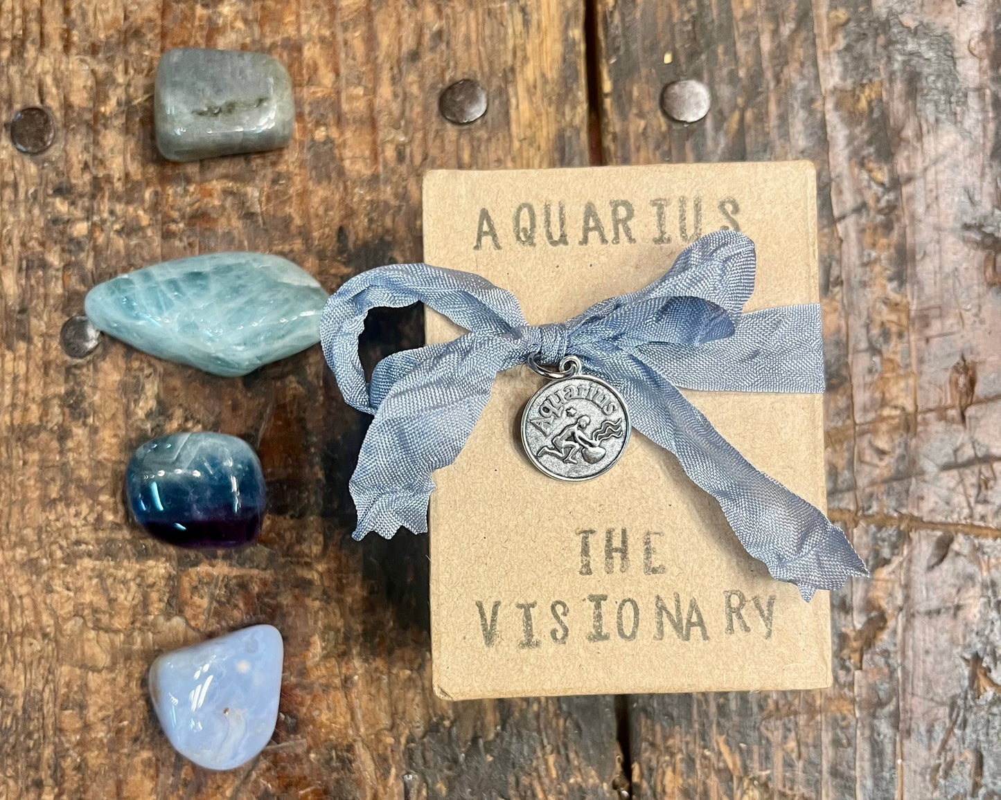 ♒ Aquarius Dream Ritual Crystal Box