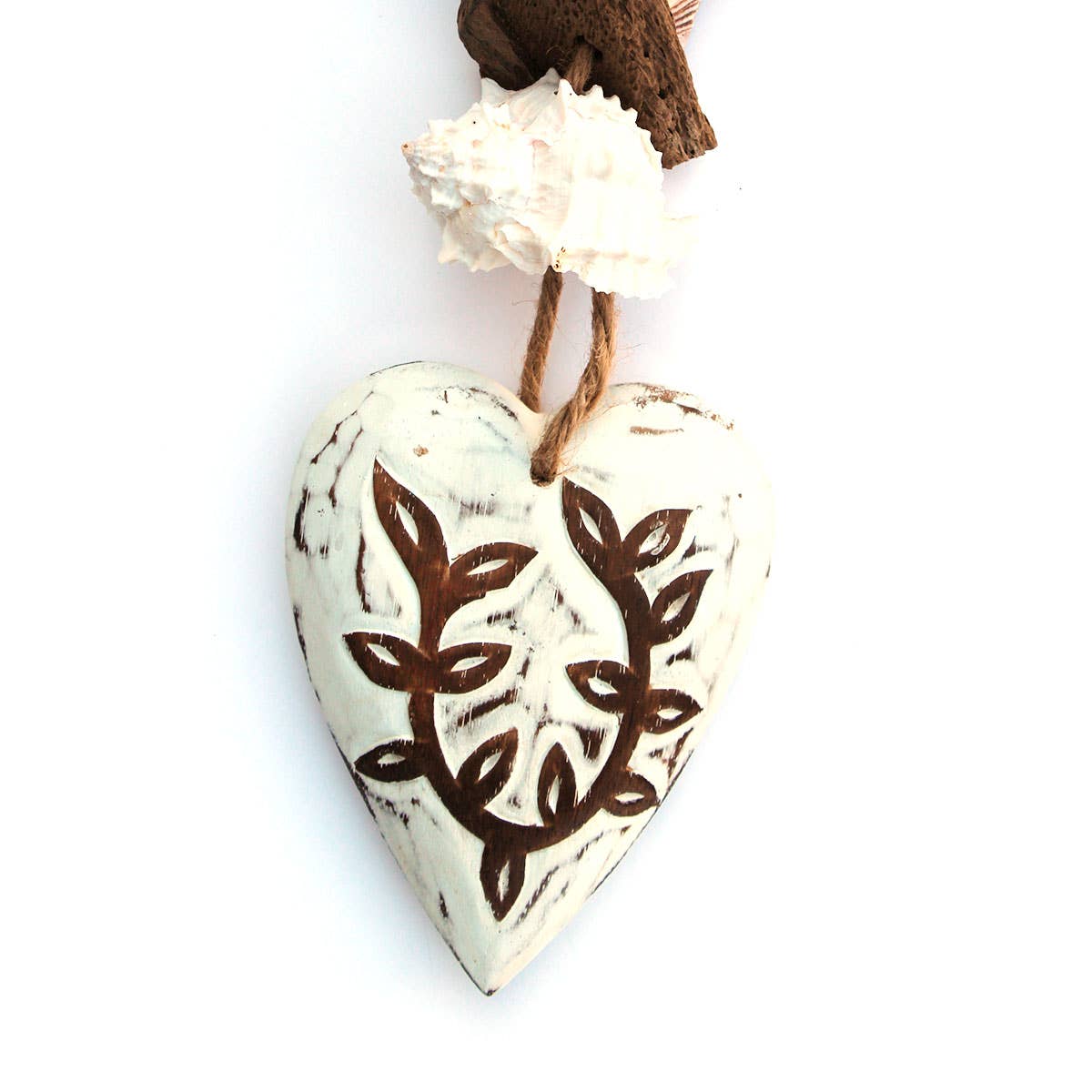 Nautical White Carved Heart Driftwood & Seashell Garland