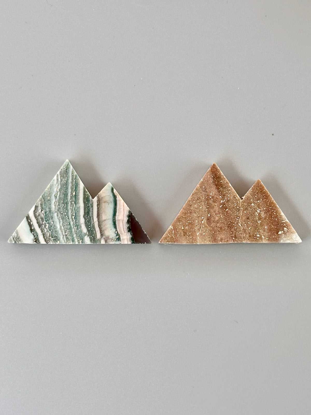 Mountain Jasper & Agate Magnet. National Park Souvenir