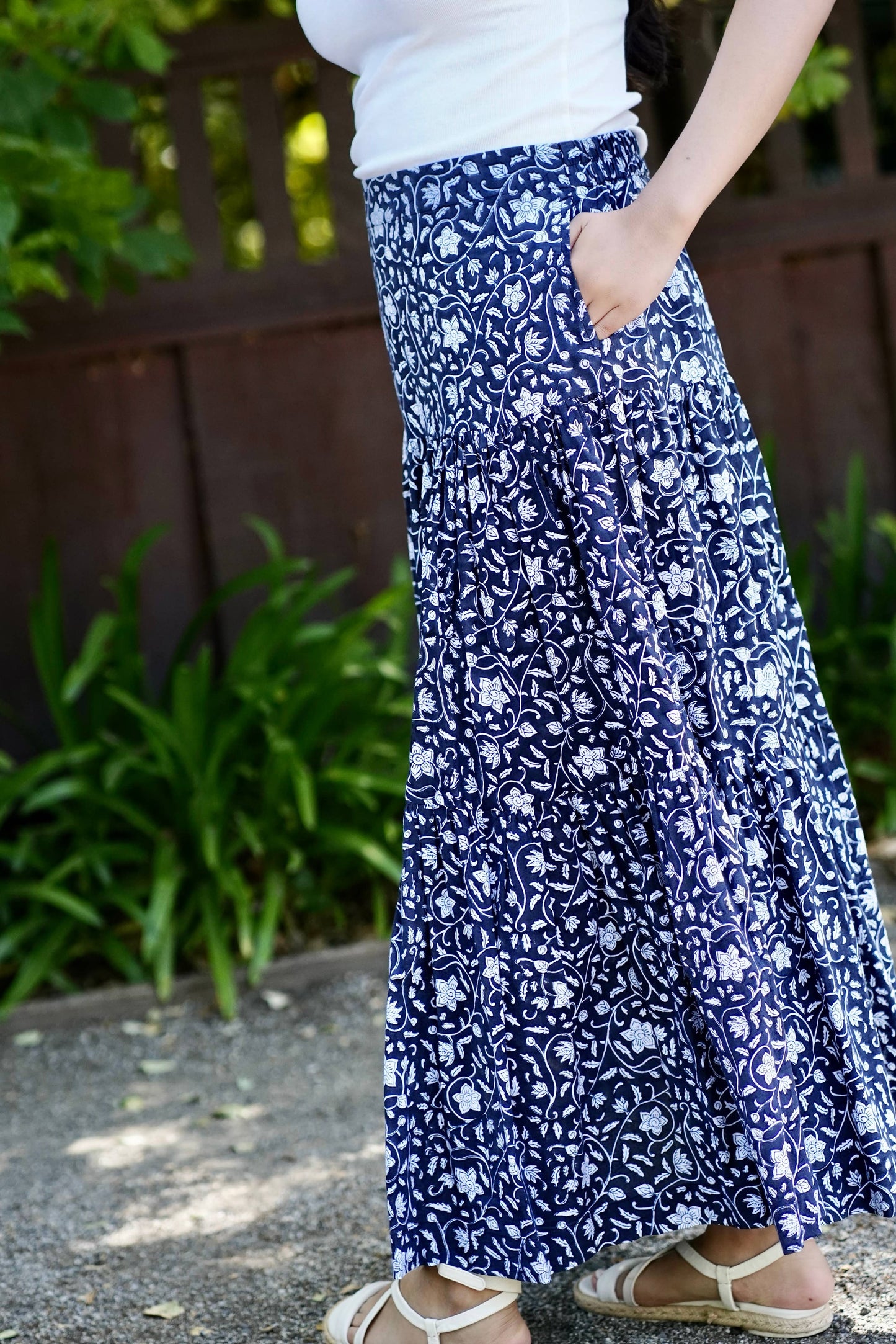 Block Printed Cotton Tiered Skirt-Black White 