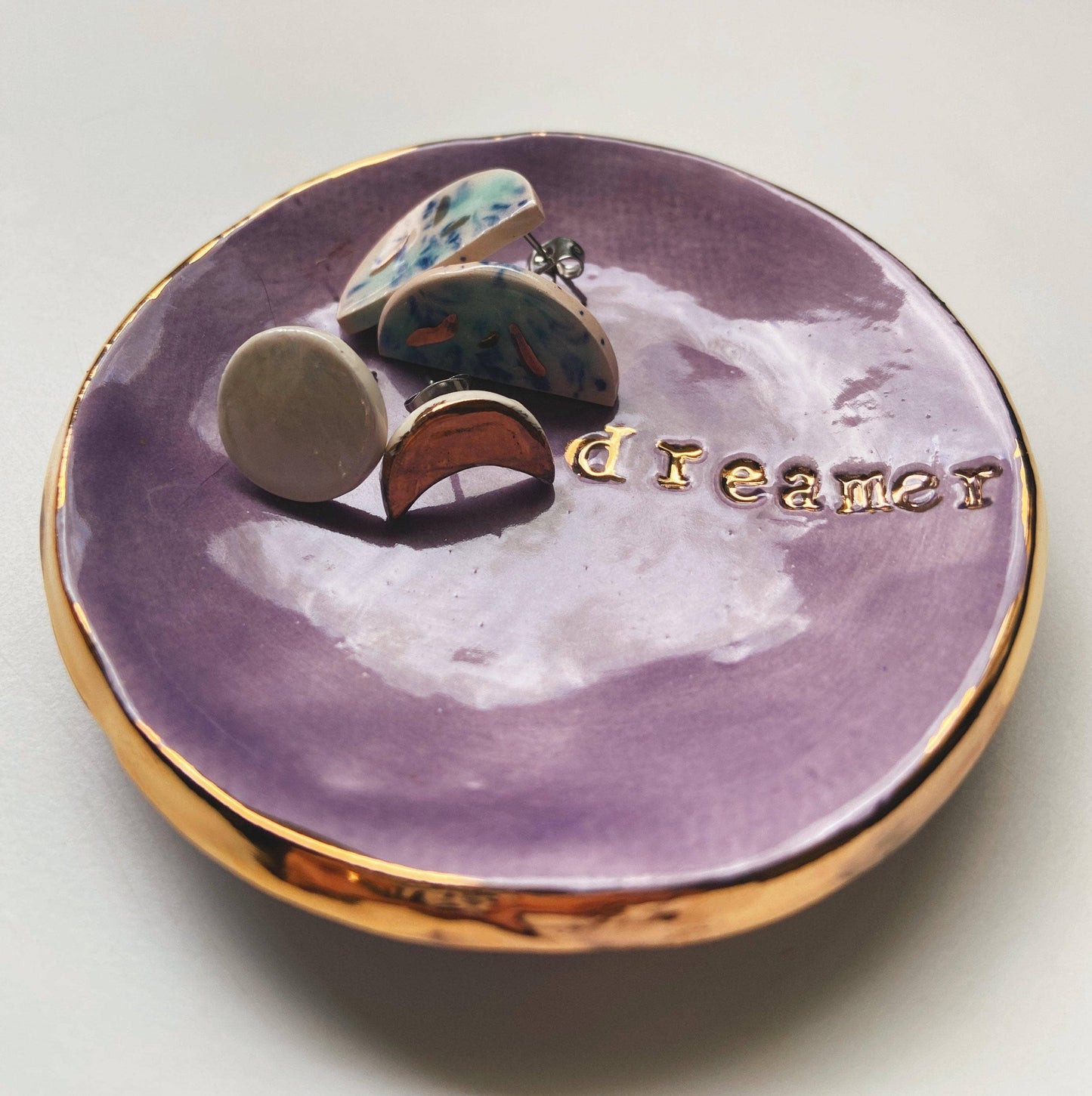 Dreamer Dish